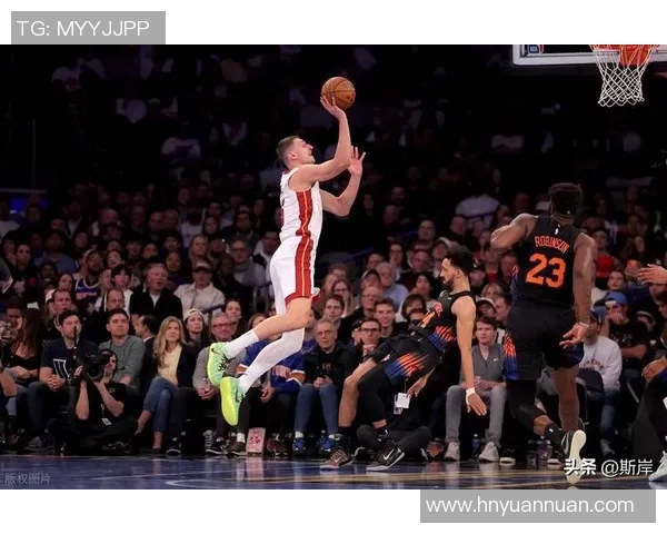 热火连胜尼克斯，艰难晋级下一轮