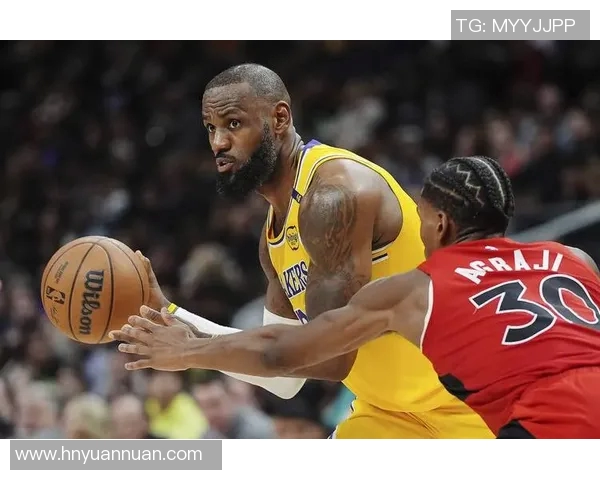 詹姆斯带领湖人逆转猛龙，终结三连败，连续两场得分超过40分