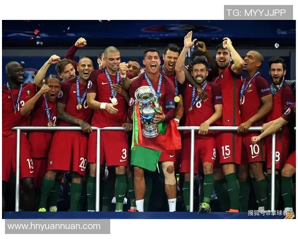 尤文图斯继续领跑意甲积分榜，梅罗帽子戏法领军团5-0大胜切沃